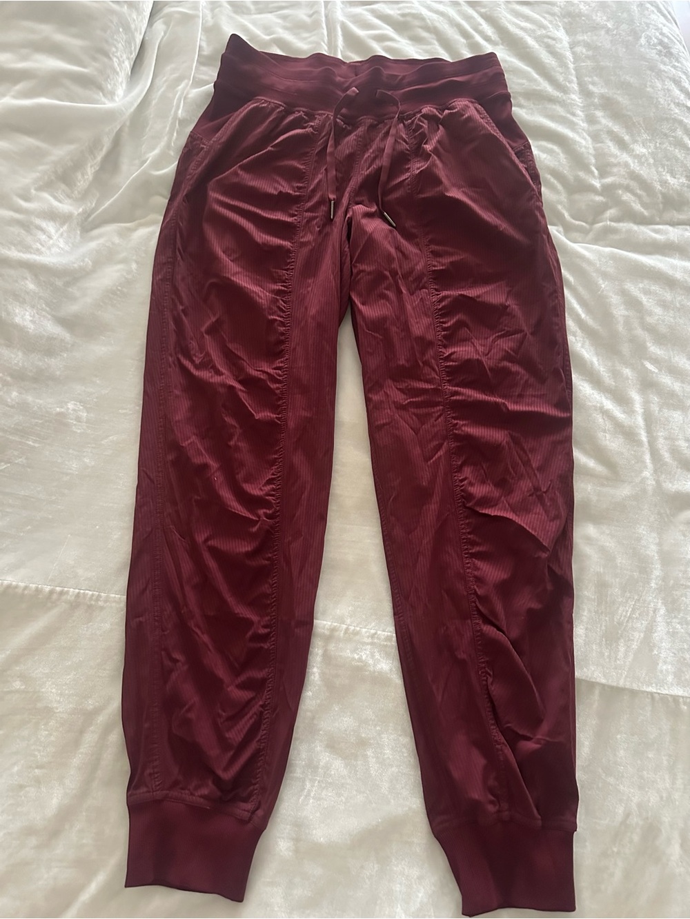 Lululemon Beyond the Studio Jogger Red Merlot Burgundy Size 8